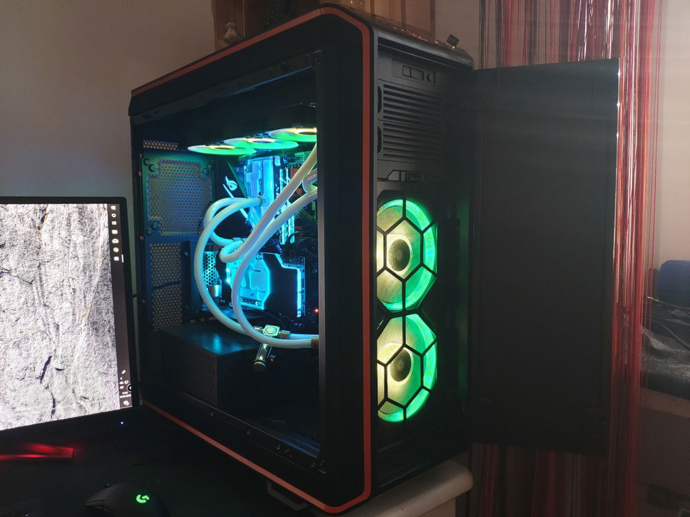 The PSU Cover is 3D printend