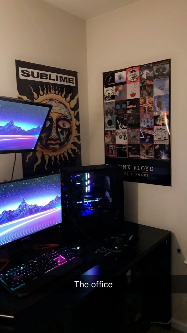 Sorry for the low-res and the snapchat caption. Didn't think I'd be posting this.