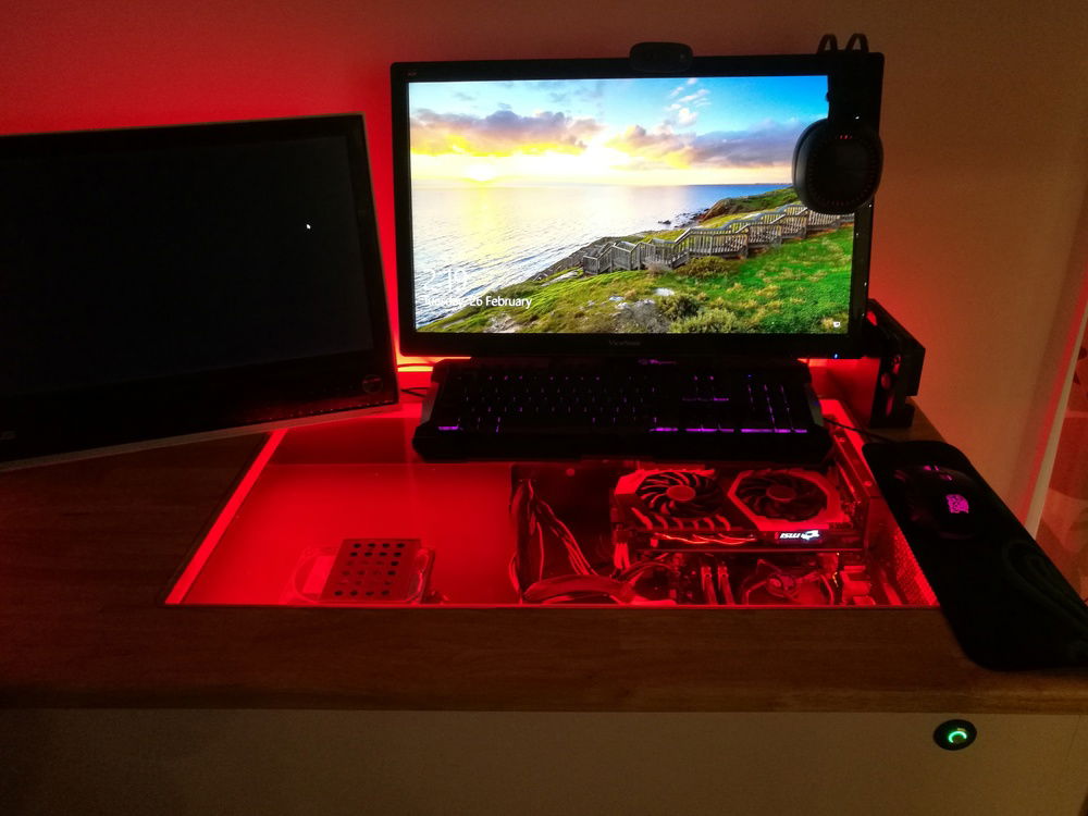 This picture is a mid shot of my whole rig, it shows most of the setup.