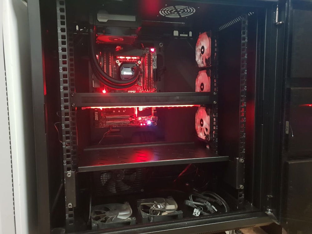 12U Server Cabinet with Media / Gaming Rig Inside