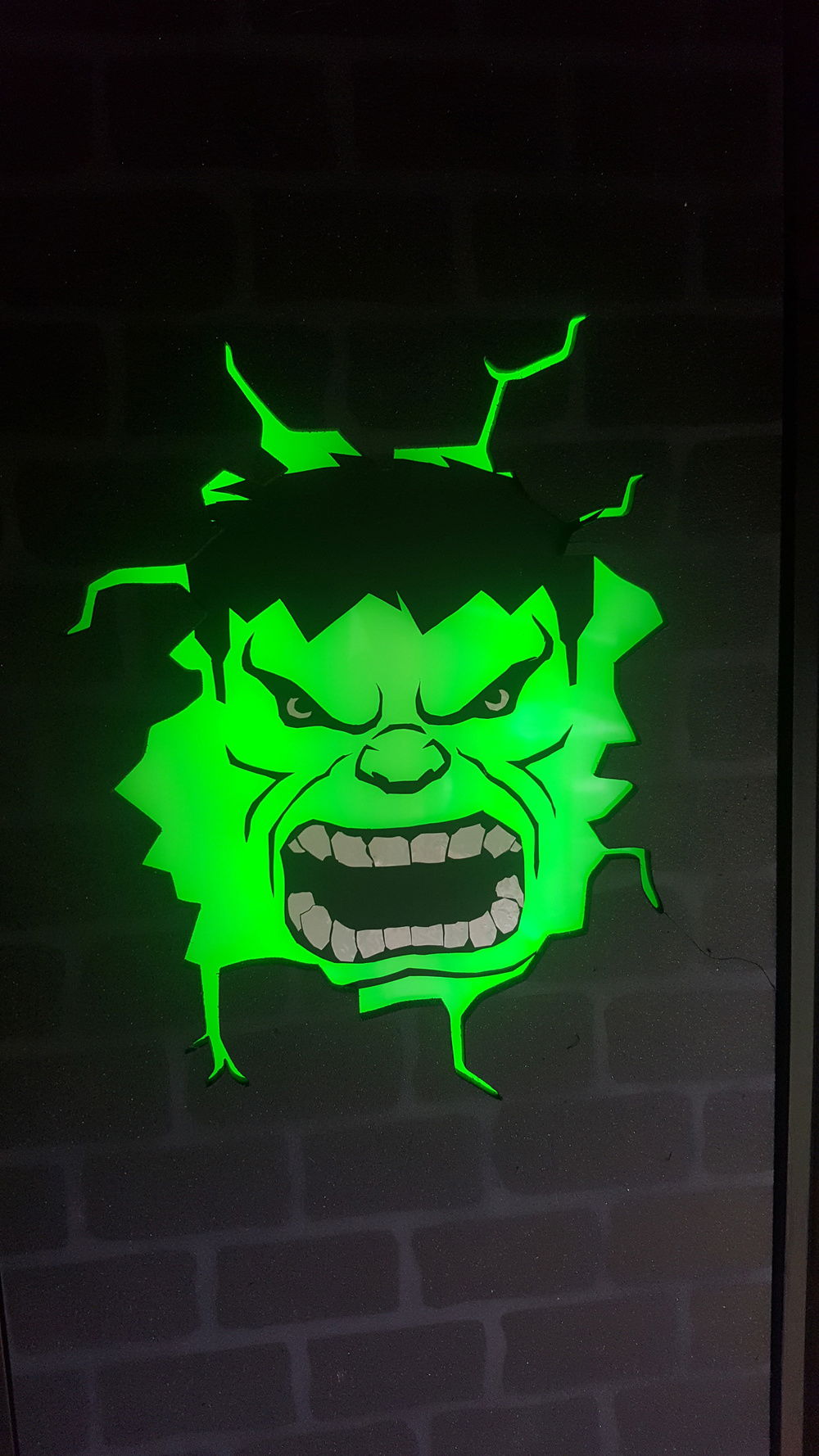 Lights installed and front panel done. (light is shining through the white frosted acrylic layer)