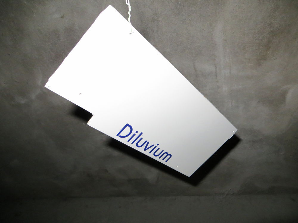 Clear coat custom backplates for GPUs.