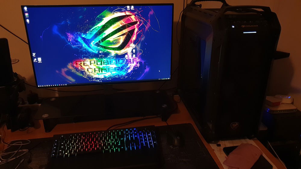 Last update with new Monitor 32"
LG 32UD99