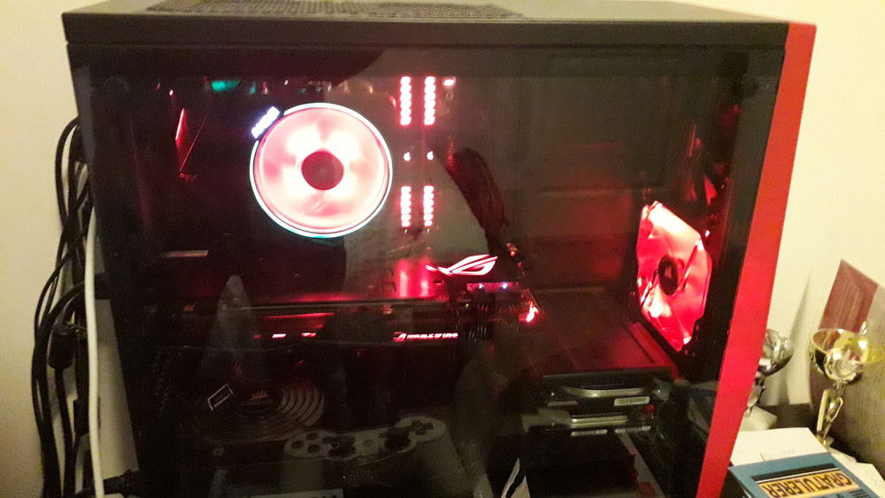 Computer
(My camera didn't like the colors)