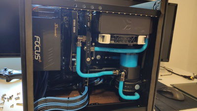 Fractal Design Meshify S2 » builds.gg