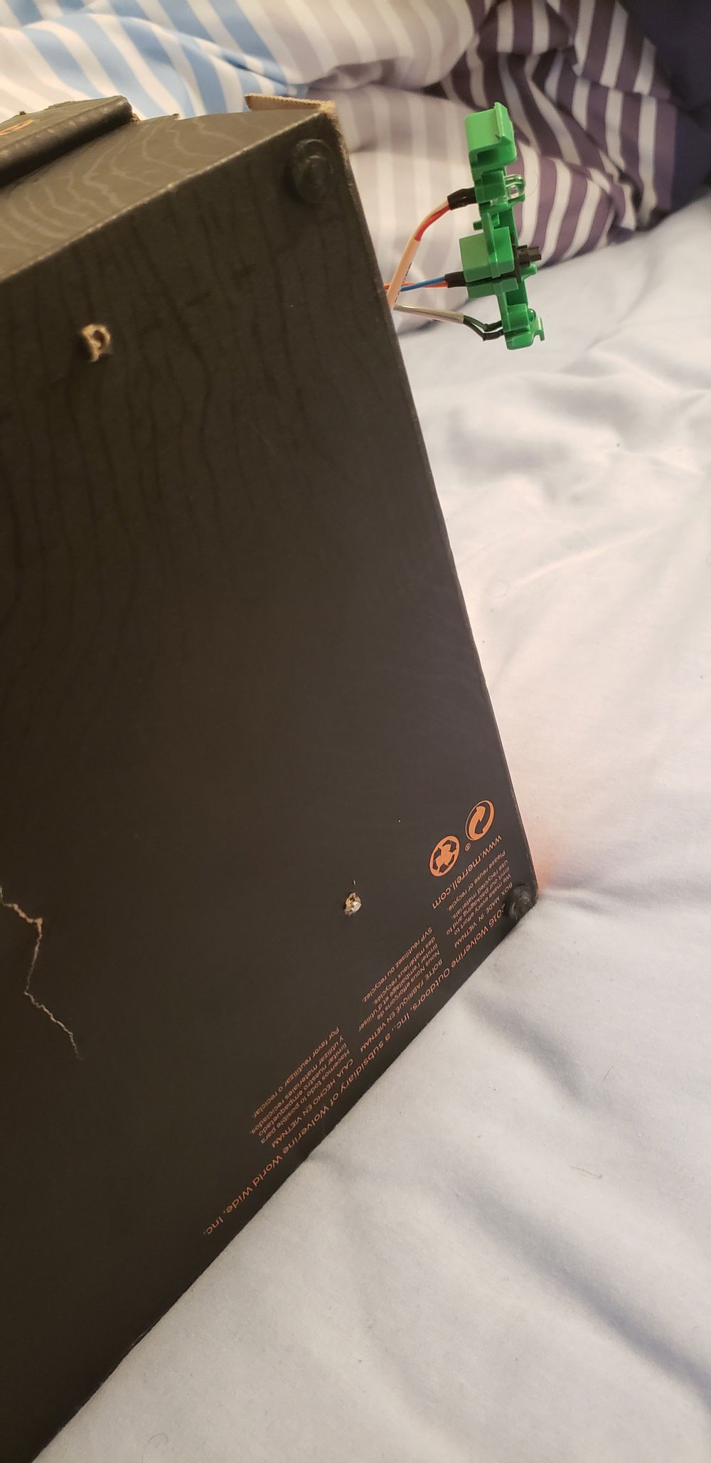 Rubber feet are sound deadening from the old Dell fan