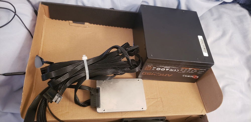 PSU/SSD and "cable management"... yeahhhh