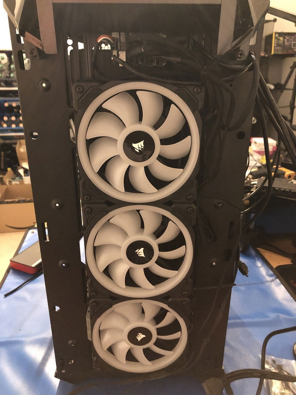 Front fans and custom cabeling