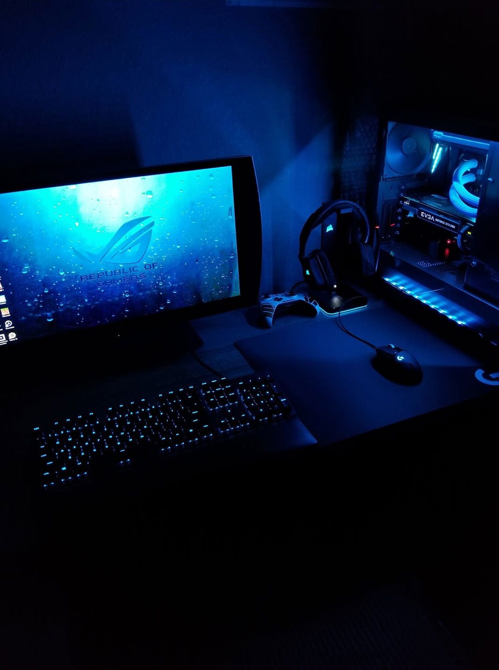 To show you what my set up looks like:)