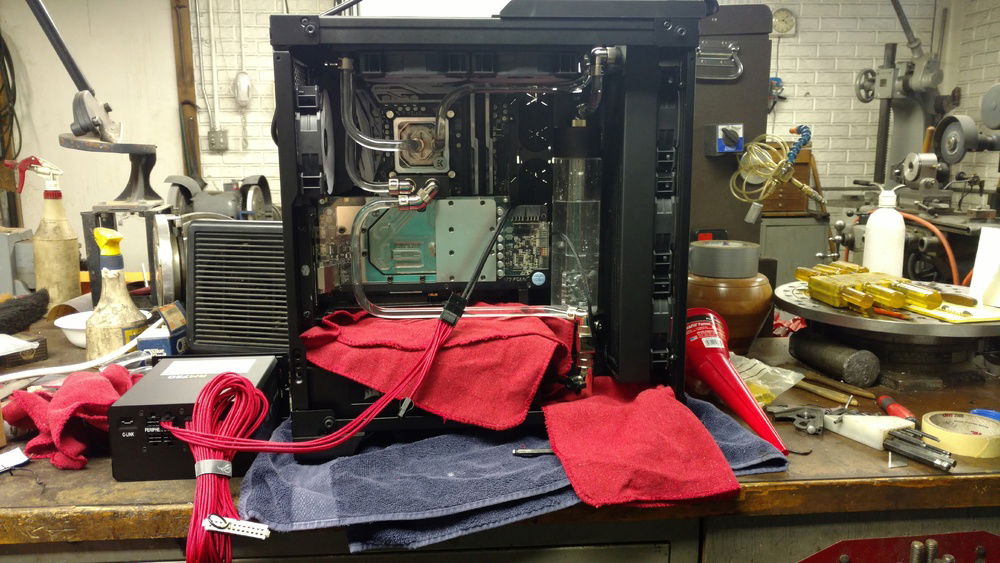 First leak test. Had a bad 90 degree fitting on the gpu block that had to be replaced, delayed the build a couple days.