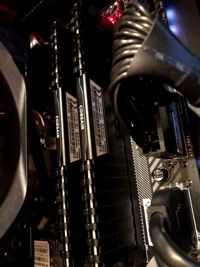 Corsair Vengeance 16GB (2x8) LPX