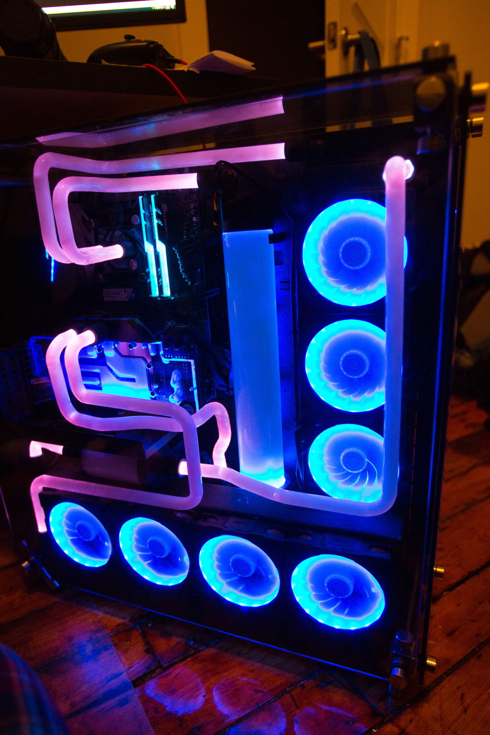 All RGB hardline water cooled core P5 » builds.gg