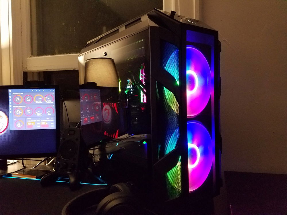 Closer shot of my case (Love this thing so much!)