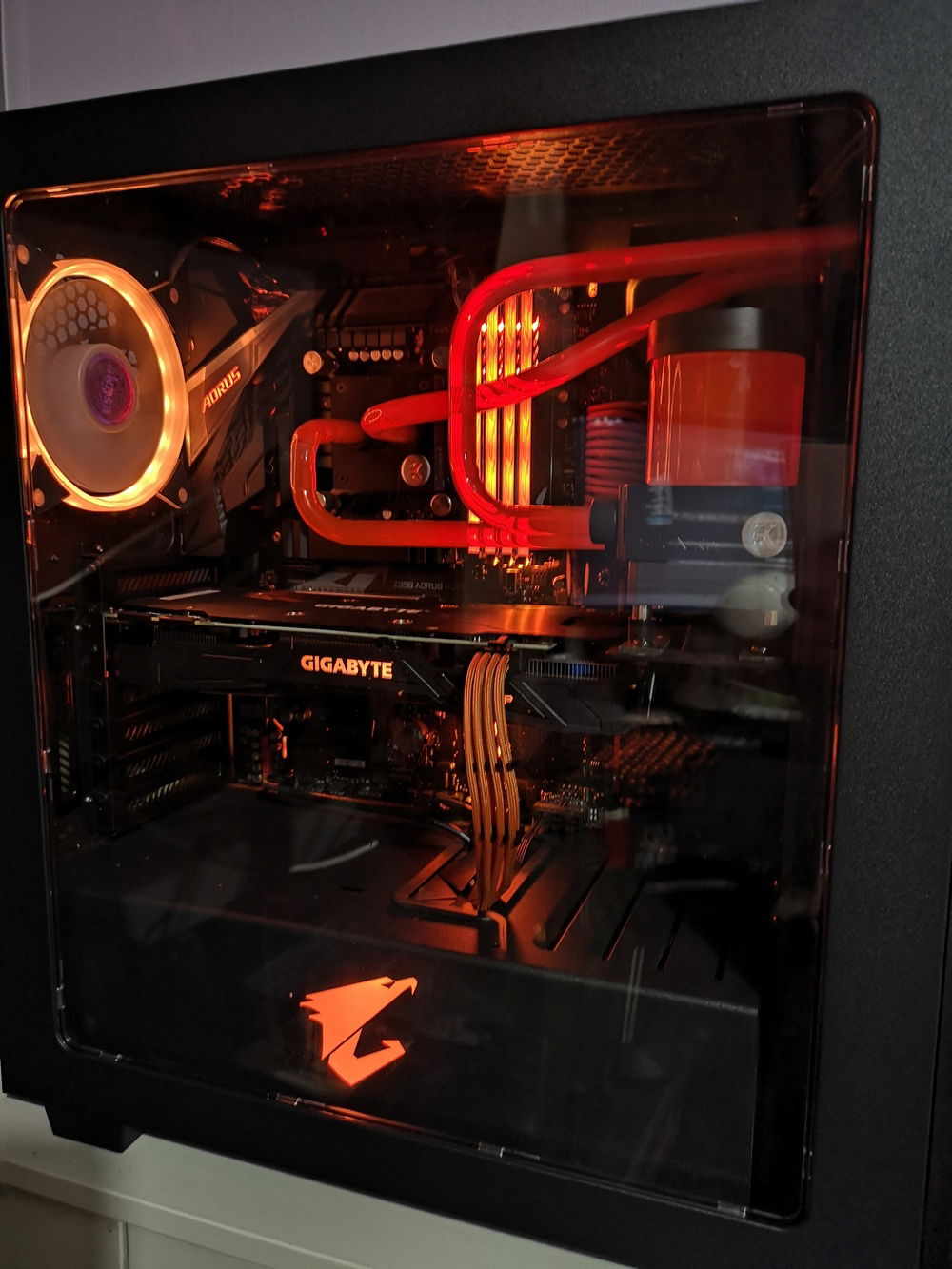 With side panel