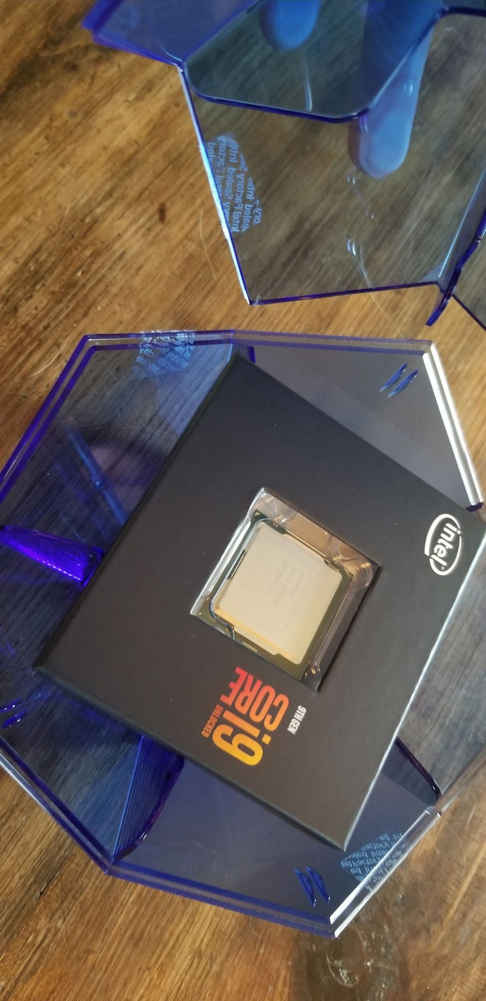 helloooooo i9 !