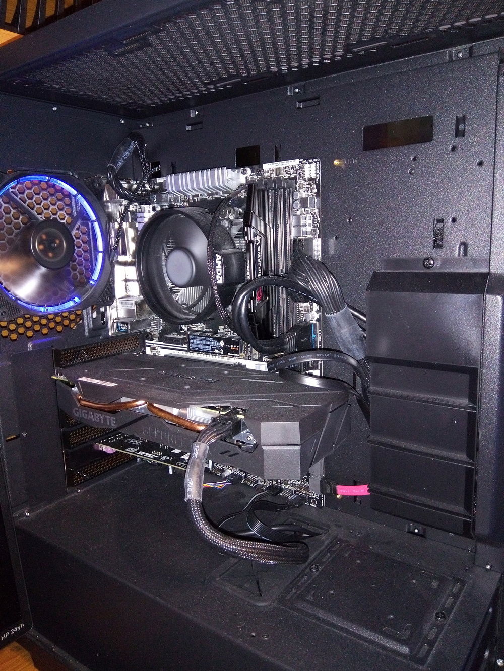Outdated interior, will update soon