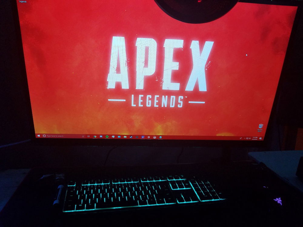 Monitor W/Keyboard and mouse