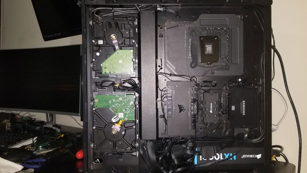 and....the back. The best cable management I could do at the moment. Not much room for Cable Management with default PSU cables inside a 570x.