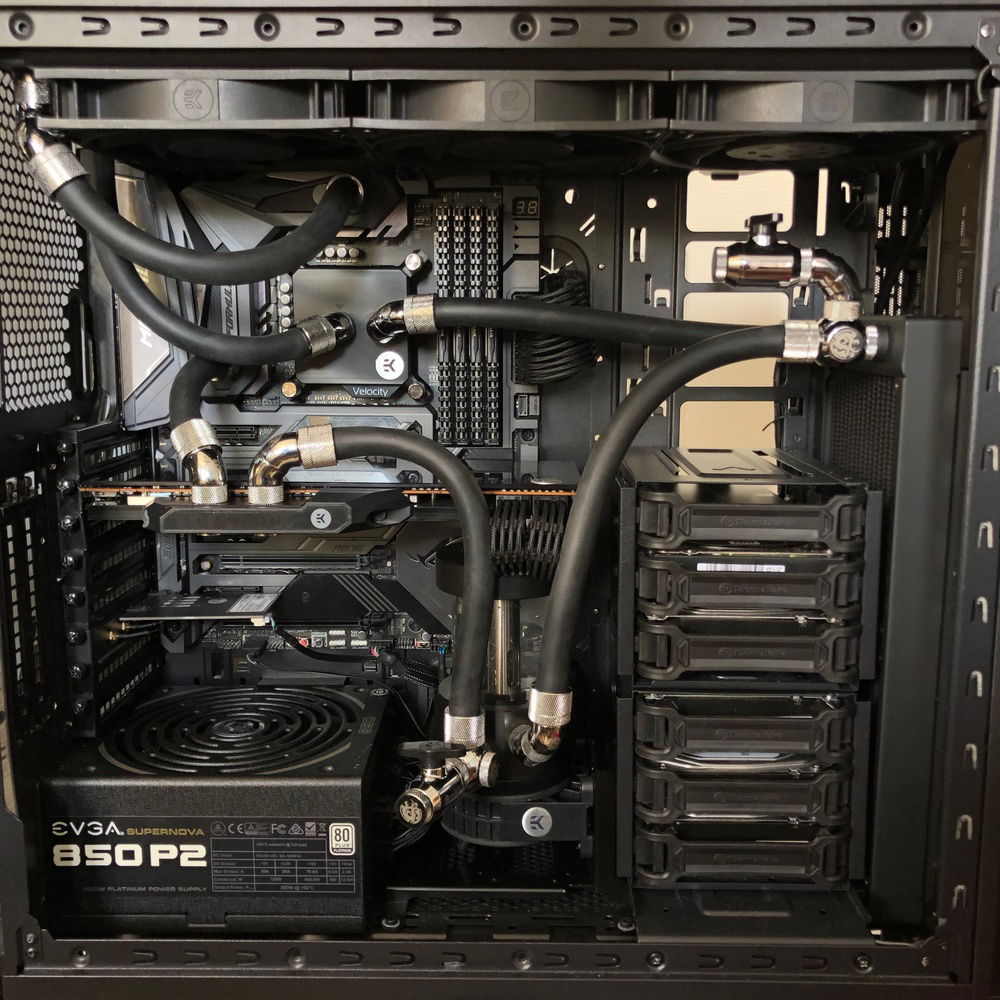 Full side view powered off.