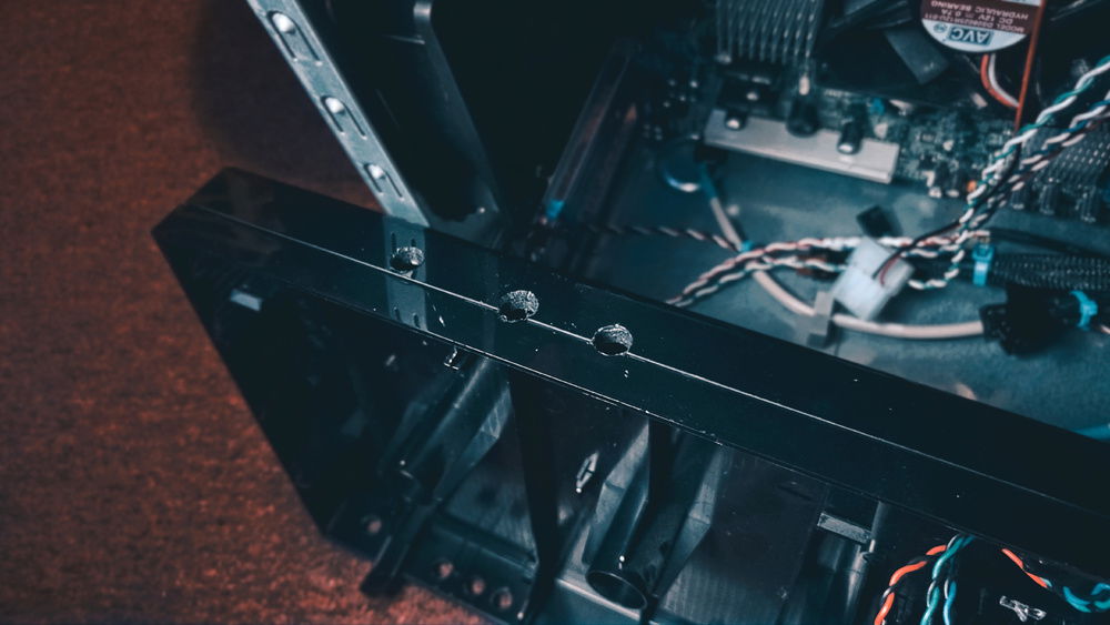 Holes at the front for better airflow