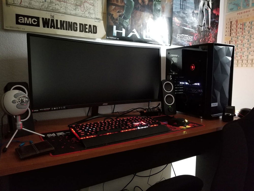 My name is Ozymandias, King of Kings; Look on my Works, ye Mighty, and despair!