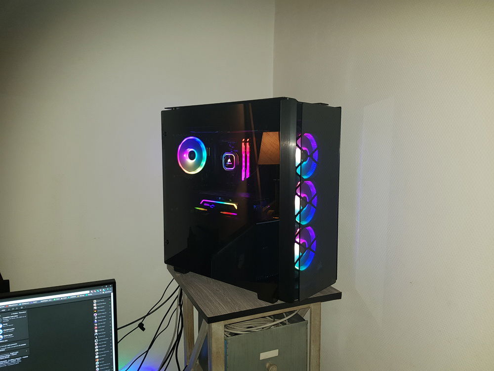 Last place where my pc was standing weeks ago, need new pictures to update this one ^^