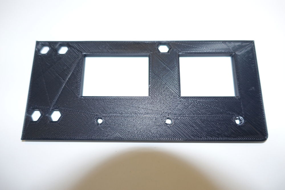 I designed bracket to attach glacier R160 reservoir to NCASE M1.