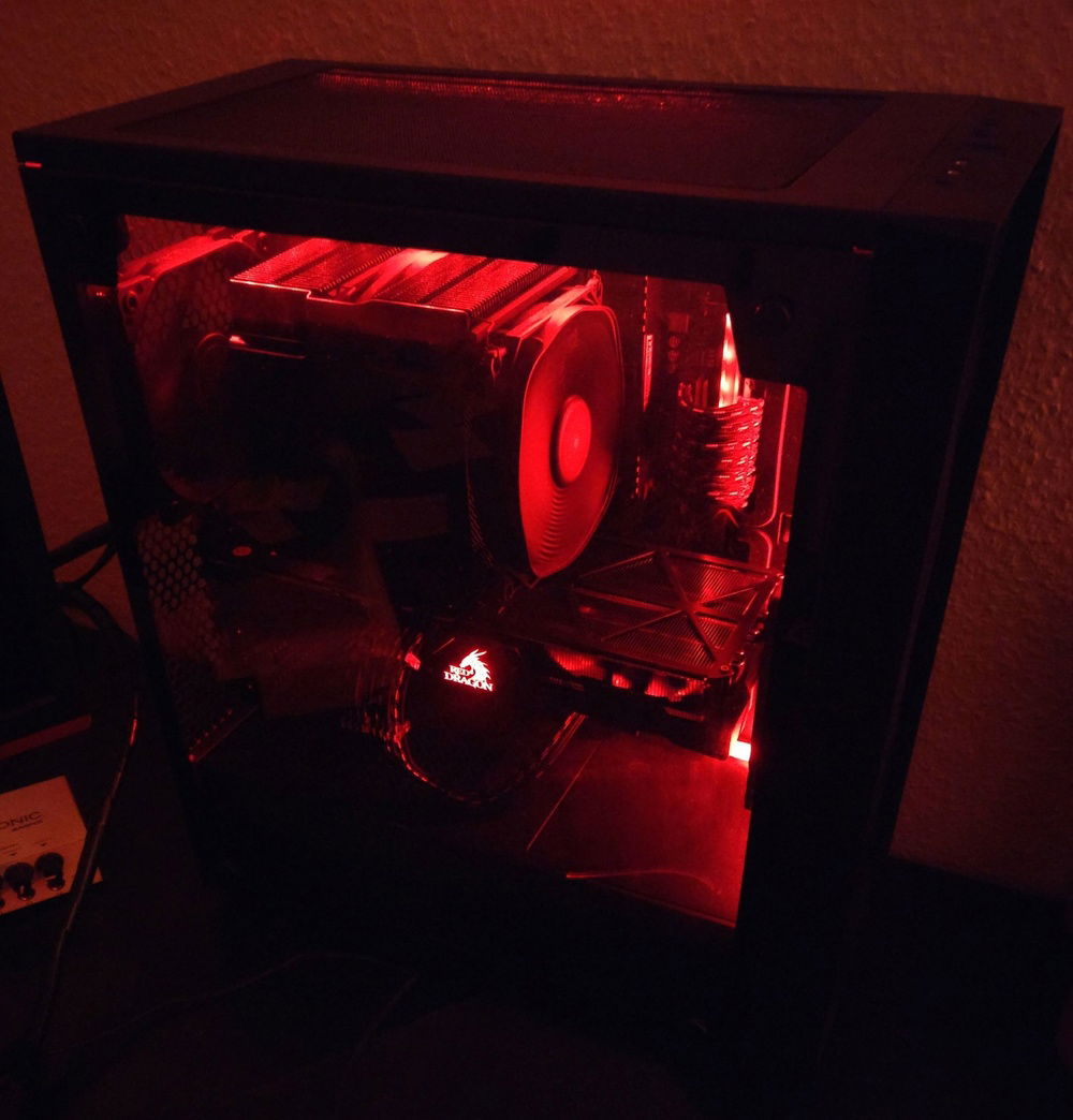 Red Minimalist - CPU Cooler (be quiet! Dark Rock PRO 4)