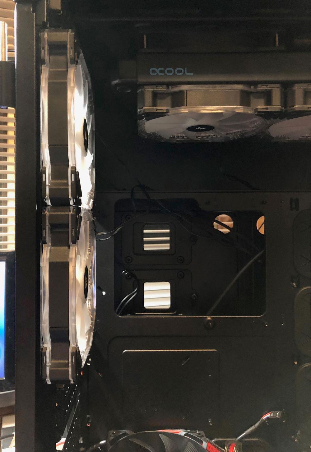 dual 140mm dont fit  had to put an adapter in between case and fan to clear to edge of to pcie slot.