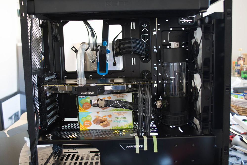 Radiators are in but this tighter than expected.
routing tubing between radiators will be a pain.