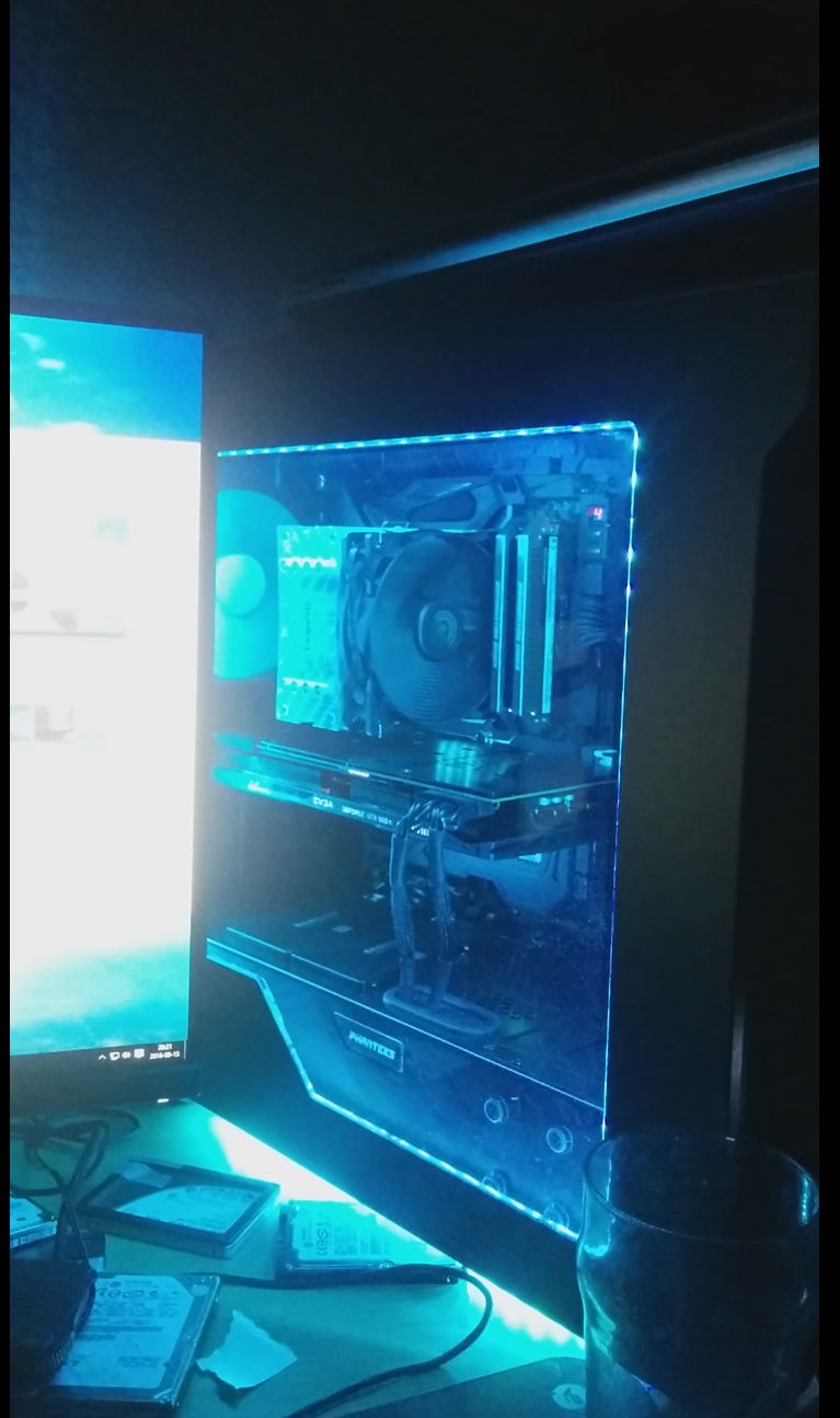 Dont have pictures of the first version but this is the first picture i found.