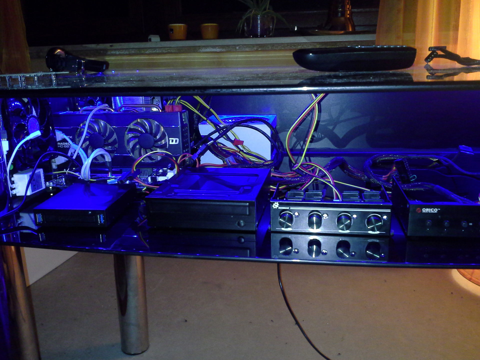 Glass Table PC » builds.gg