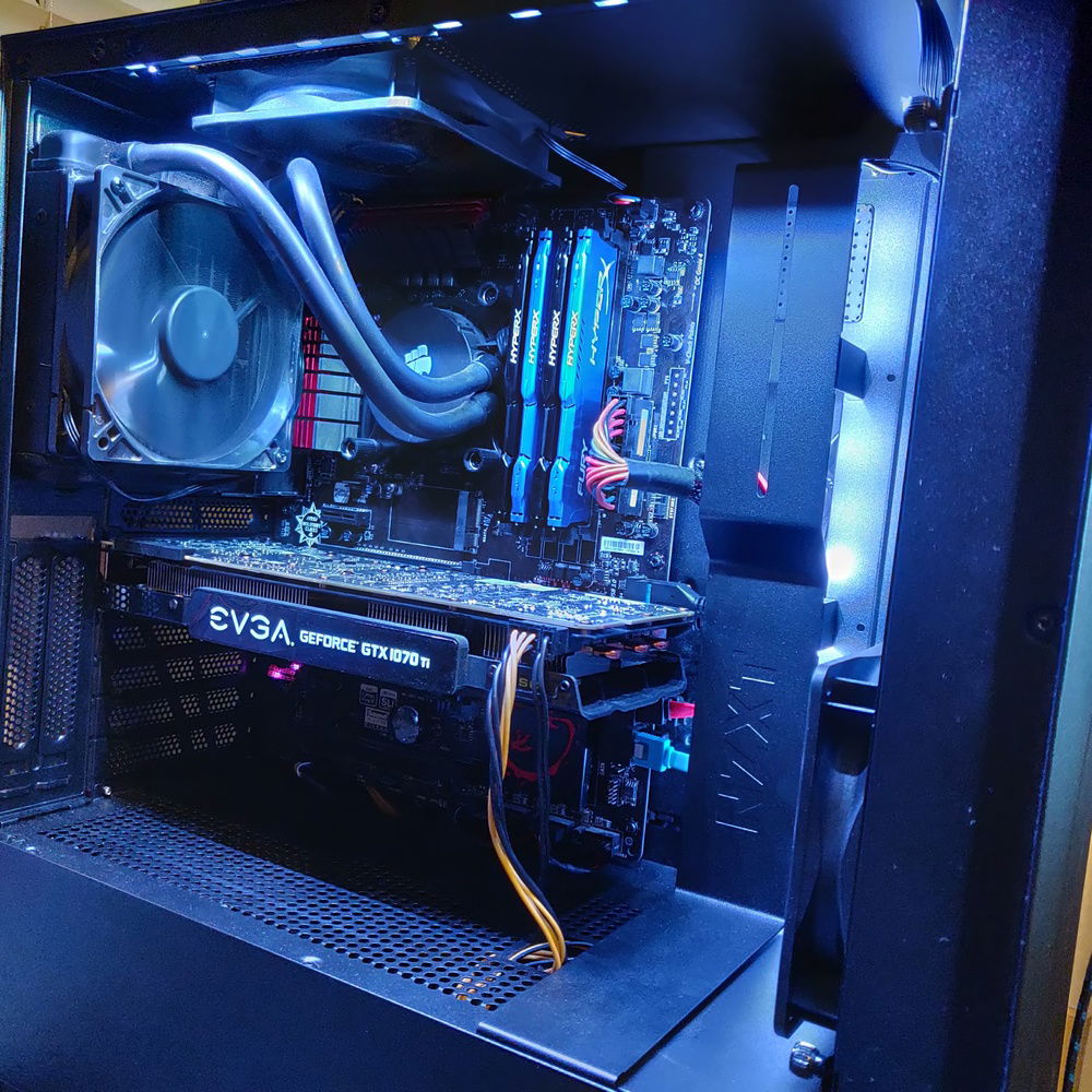 This is the inside without the side panel. I turned the rgb to white so you could see the build better.