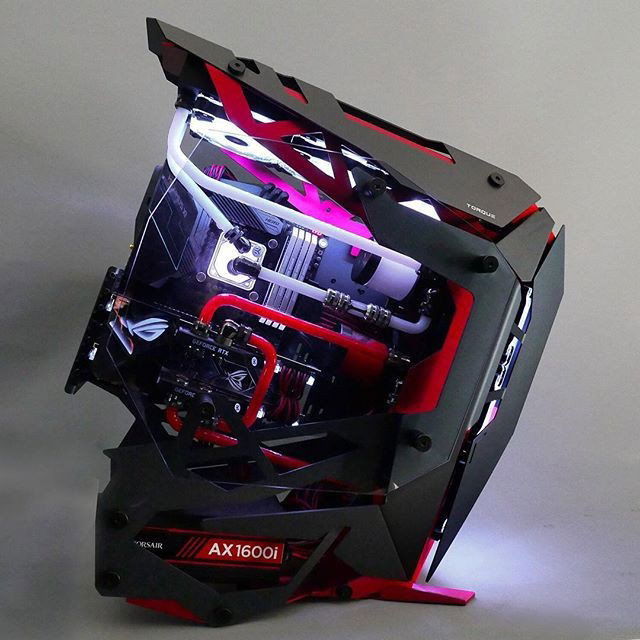 Nice clear view of the loop from a side view!