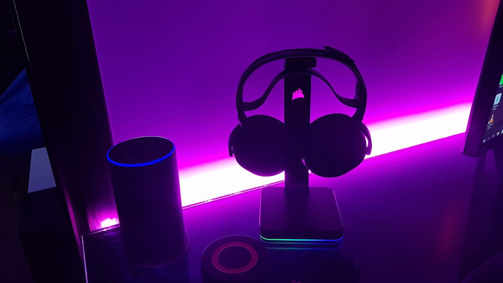 Headset and Headstand