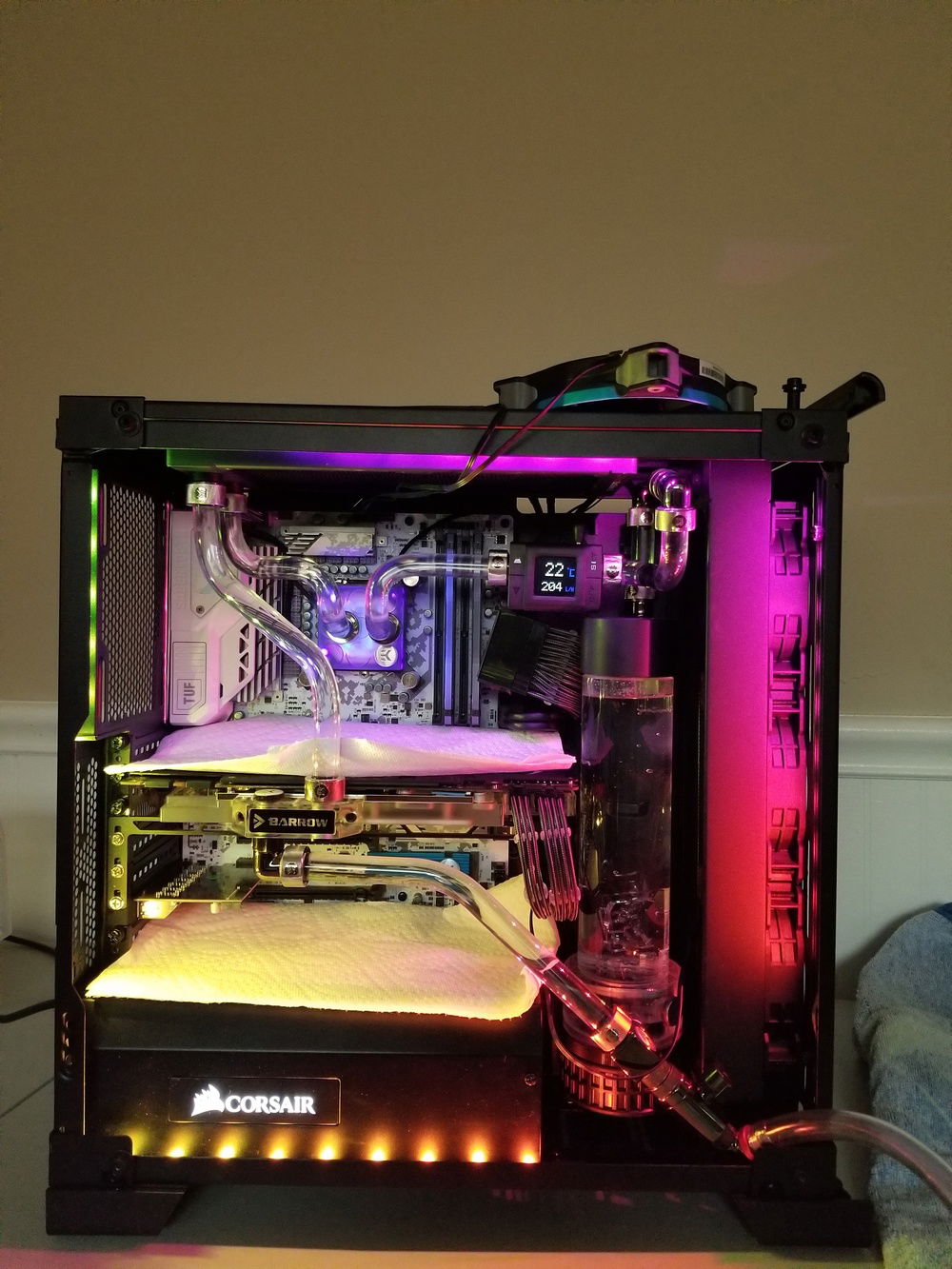 Leak checking with Corsair Node Pro doing its RGB rainbow goodness.