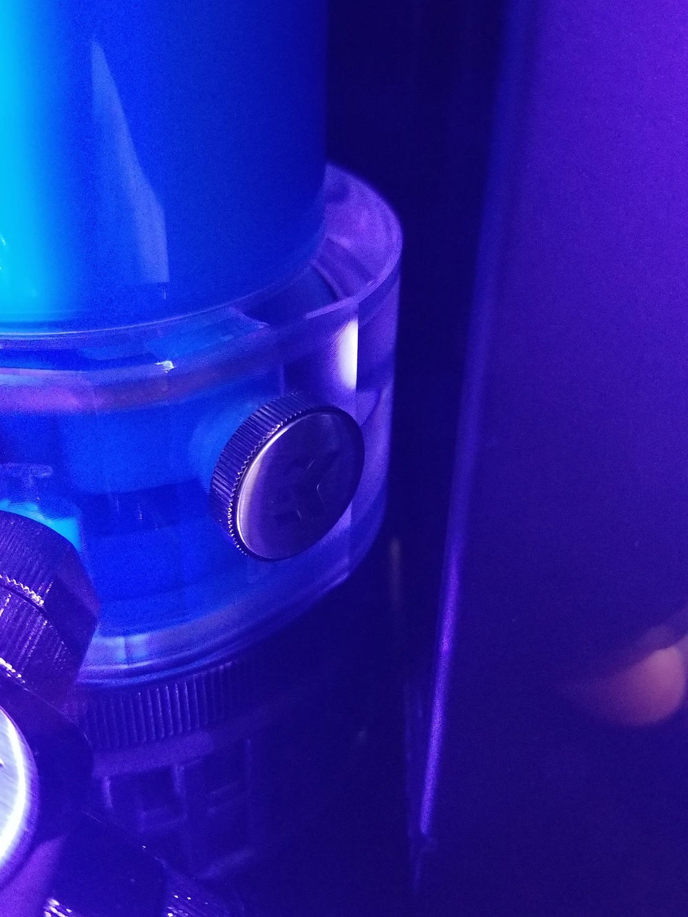 With the LL120s there is almost no room between the PE360 and the pump/res.