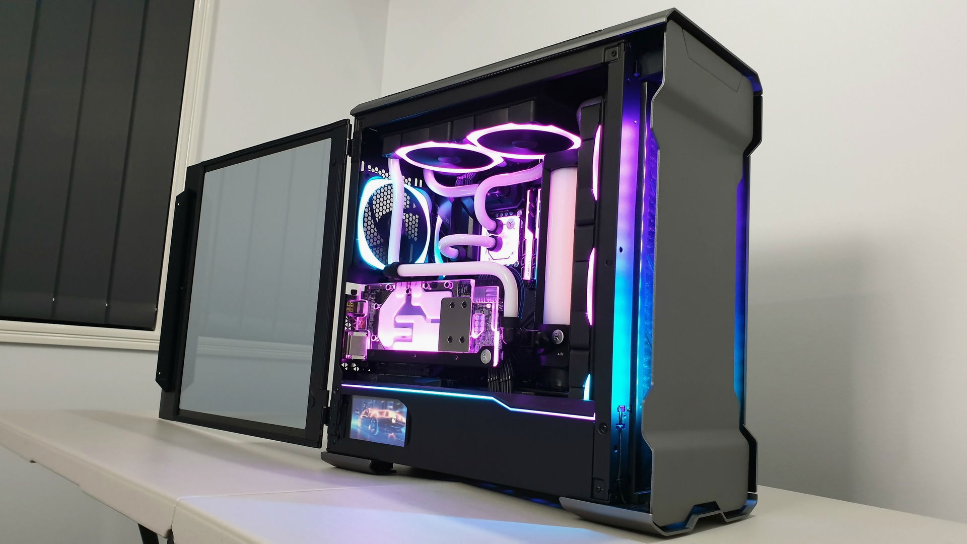 Neon Custom Water cooled + Dual Ultrawide System - Mega info & 4K HDR ...