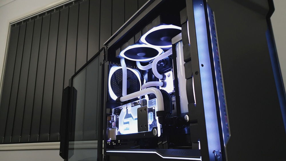 Check my full build description for all details and 4K Video!! Vote for me :)