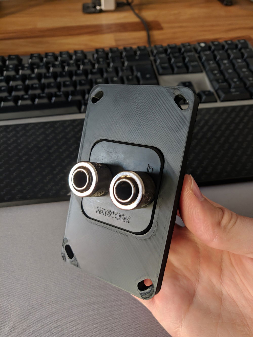 the final (?) 3D printed waterblock bracket