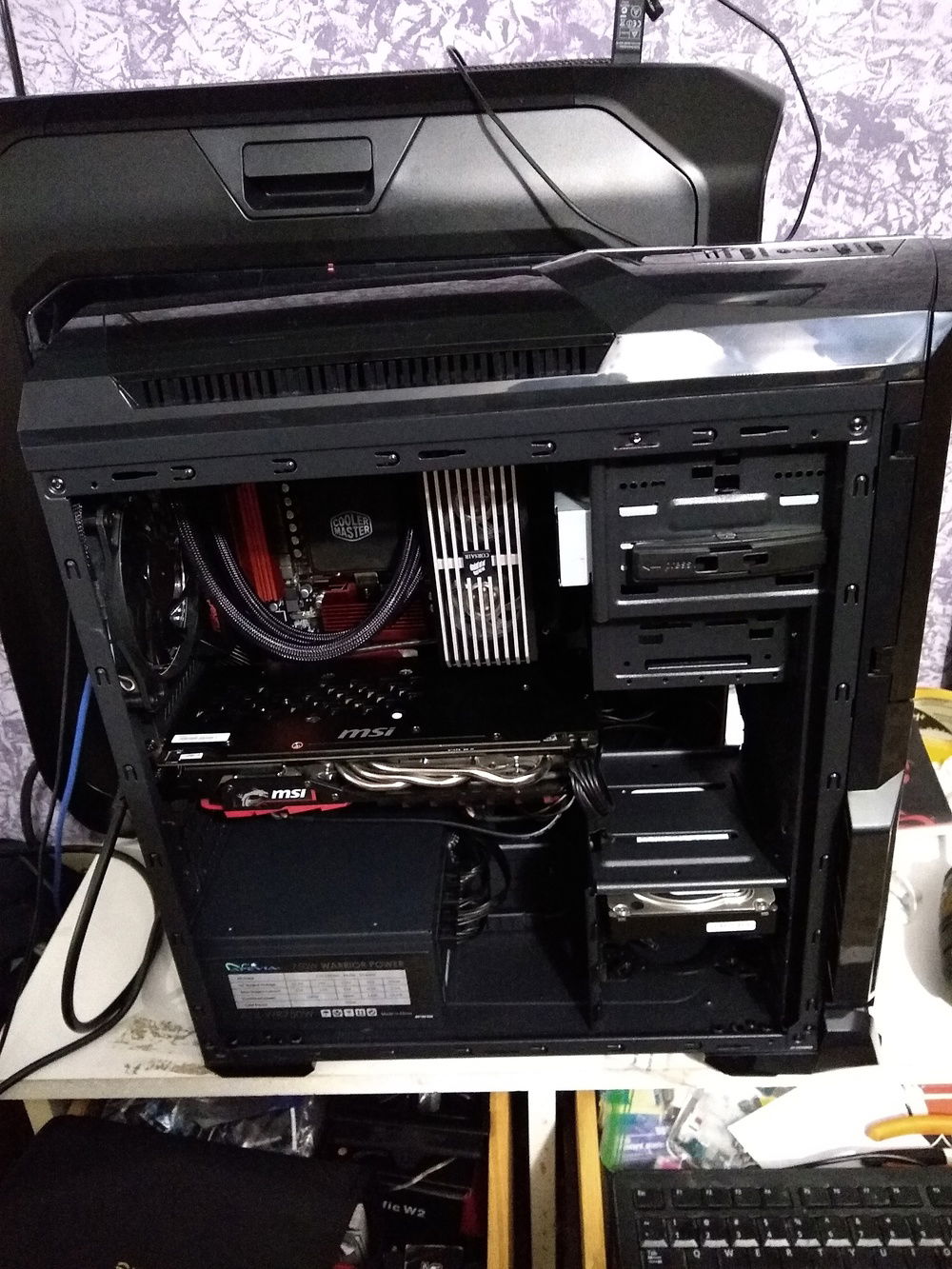 This is the only pic I can find I know I had more must have got deleted. This is actually a pretty small case it is like a little room heater with the fx9590