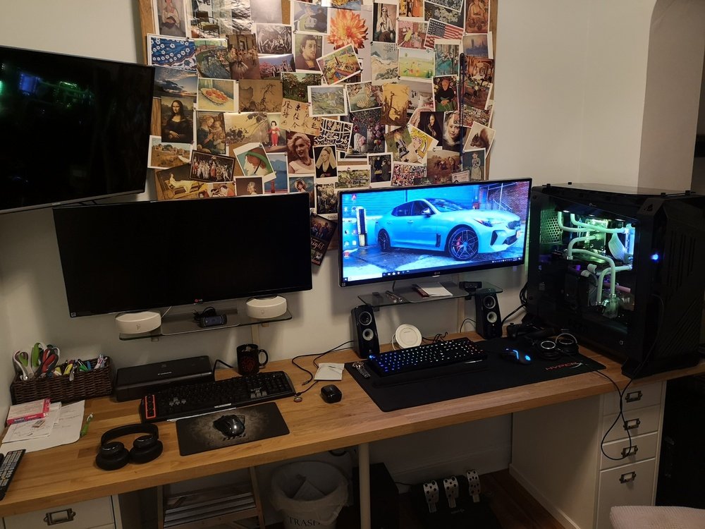 His and hers gaming