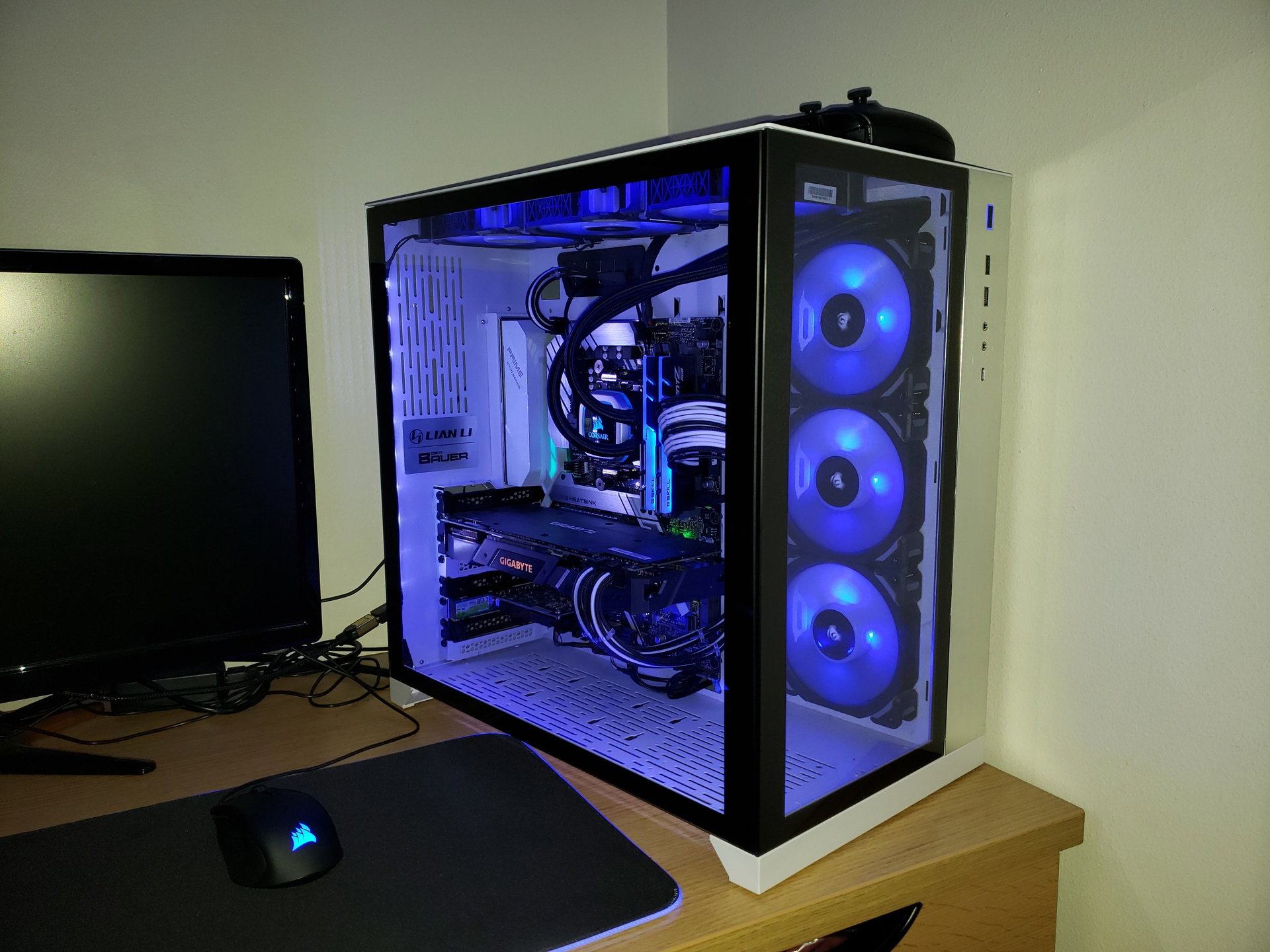 AMD Game/Workstation » builds.gg