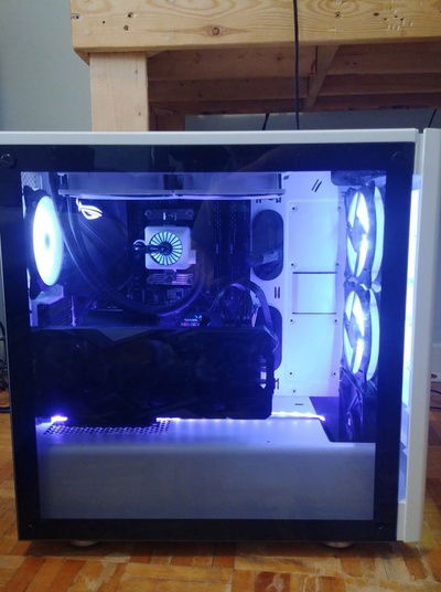 RED gaming pc » builds.gg