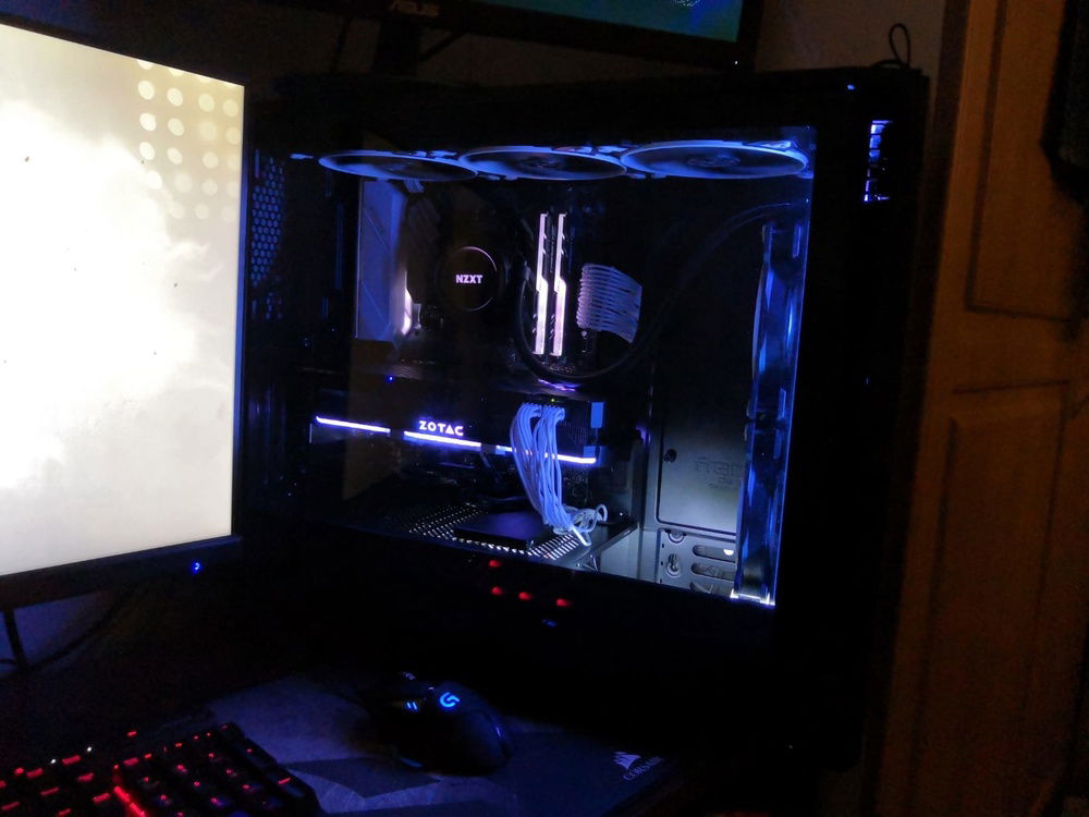 Still a bit under work. Cablecombs, one more fan, a couple more RGB led strips and a thermometer are on the way. Also a custom backplate for the GPU is coming soon.