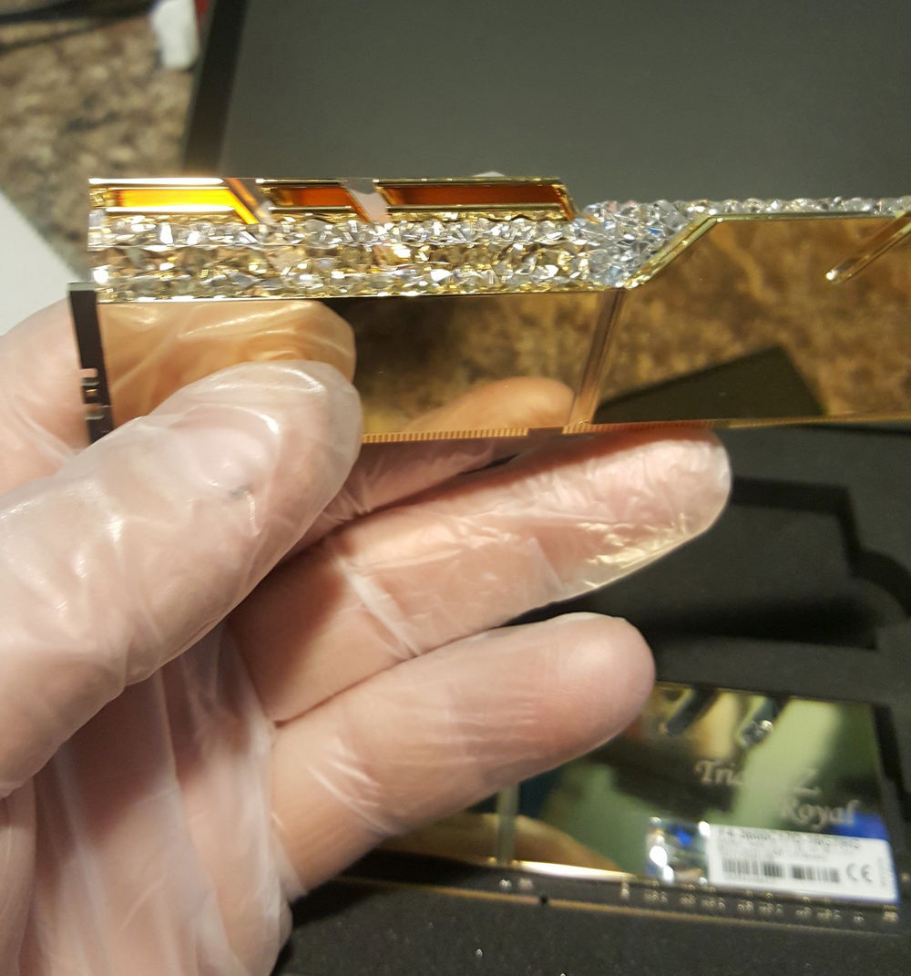 Gold plated Trident Z Royal memory. BEAUTIFUL!!