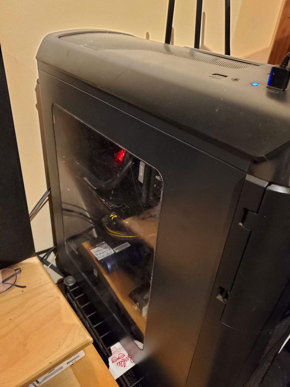 Horrible side view of a dirty case