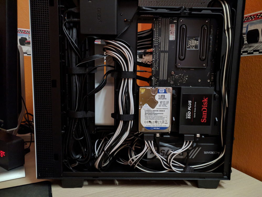Just a re-shoot of the cable management of the computer from the back