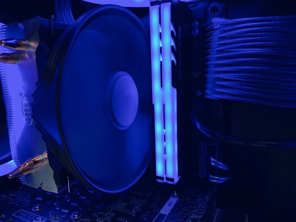 Deepcool Gammaxx 200T CPU Cooler
EZDIY RGB RAM Heat Spreaders