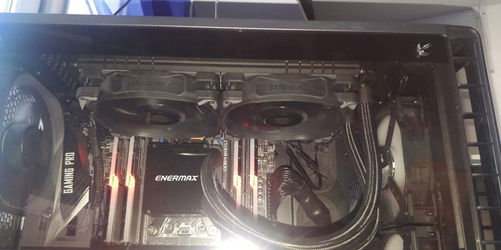 loop (cellphone camera)